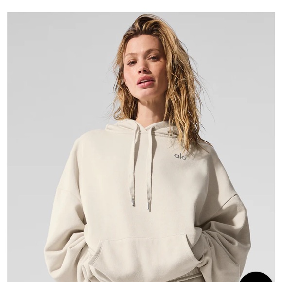 Alo Accolade Hoodie - Picture 7 of 7